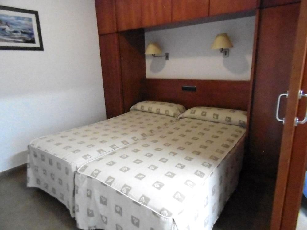 Hotel Apartamentos Solimar กาลาเฟลล์ ภายนอก รูปภาพ